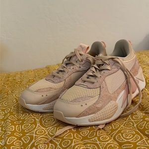 New Size 10 Puma Sneakers. Running System, pink.